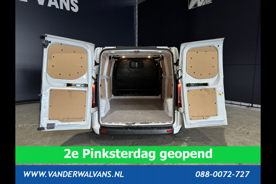 Ford Transit Custom 2.0 TDCI L2H1 Euro6 Airco | Camera | Navigatie | LED | Apple Carplay | Cruisecontrol Android Auto, Verwarmde voorruit, Parkeersensoren, Bijrijdersbank, 2670kg trekvermogen
