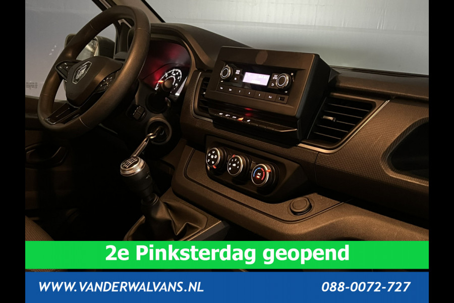 Renault Trafic 2.0 dCi 131pk L2H1 Euro6 Airco | LED | Cruisecontrol | 2500kg Trekhaak Bijrijdersbank