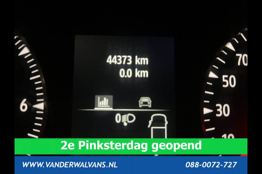 Renault Trafic 2.0 dCi 131pk L2H1 Euro6 Airco | LED | Cruisecontrol | 2500kg Trekhaak Bijrijdersbank