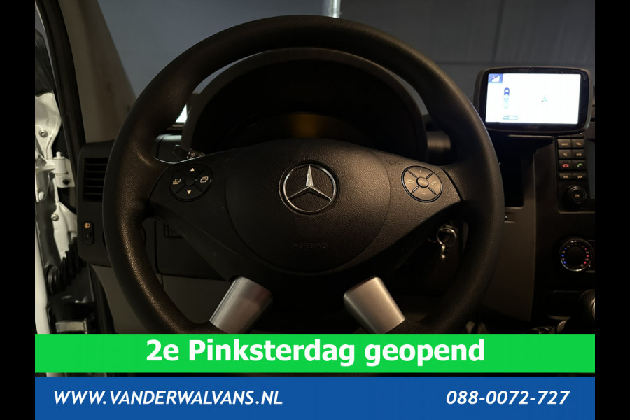 Mercedes-Benz Sprinter 316 CDI 163 pk L2H2 Euro6 Airco | Omvormer | Camera | 2800kg Trekhaak Cruisecontrol, Chauffeursstoel