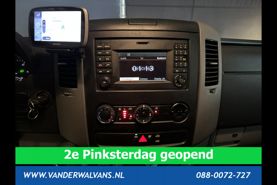 Mercedes-Benz Sprinter 316 CDI 163 pk L2H2 Euro6 Airco | Omvormer | Camera | 2800kg Trekhaak Cruisecontrol, Chauffeursstoel