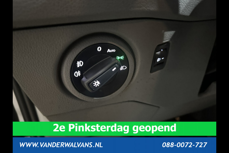 Volkswagen Crafter 2.0 TDI 140 pk Pick up Open laadbak Dubbele Cabine Euro6 Airco | 7-Zits | Navigatie | 2800kg Trekhaak Apple Carplay, Android Auto, Cruisecontrol, Chauffeursstoel