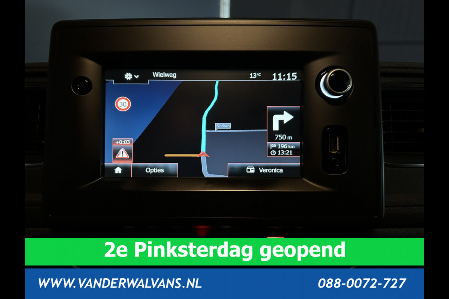 Renault Master 2.3 dCi 150pk L2H2 Euro6 Airco | Imperiaal | LED | Navigatie | Camera | 2500kg Trekhaak Cruisecontrol, Parkeersensoren, Bijrijdersbank