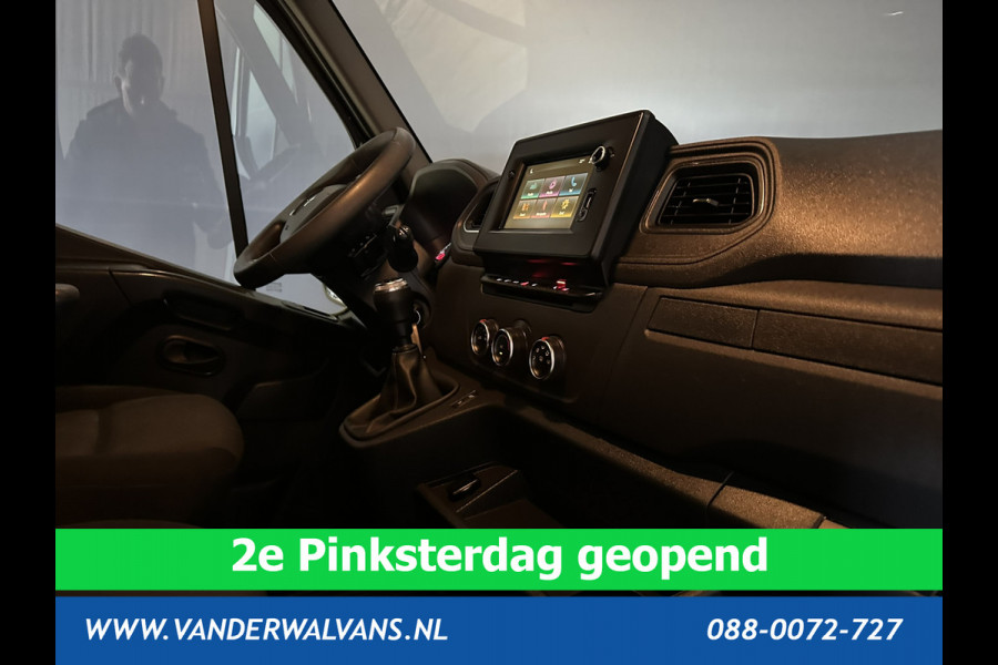 Renault Master 2.3 dCi 150pk L2H2 Euro6 Airco | Imperiaal | LED | Navigatie | Camera | 2500kg Trekhaak Cruisecontrol, Parkeersensoren, Bijrijdersbank