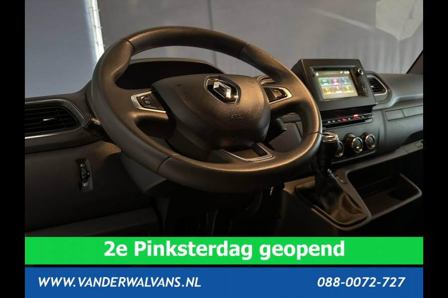 Renault Master 2.3 dCi 150pk L2H2 Euro6 Airco | Imperiaal | LED | Navigatie | Camera | 2500kg Trekhaak Cruisecontrol, Parkeersensoren, Bijrijdersbank