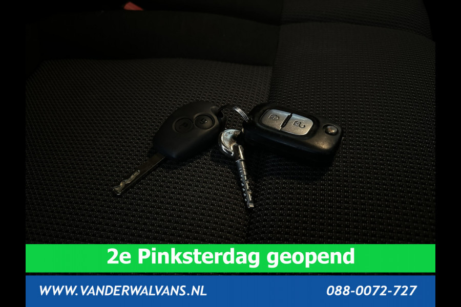 Renault Master 2.3 dCi 150pk L2H2 Euro6 Airco | Imperiaal | LED | Navigatie | Camera | 2500kg Trekhaak Cruisecontrol, Parkeersensoren, Bijrijdersbank