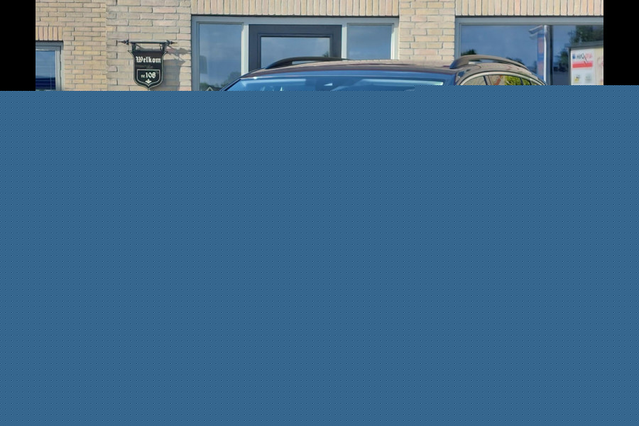 Volkswagen Touran 1.6 TDI Highline 7p | Trekhaak | ACC | 100% onderhouden