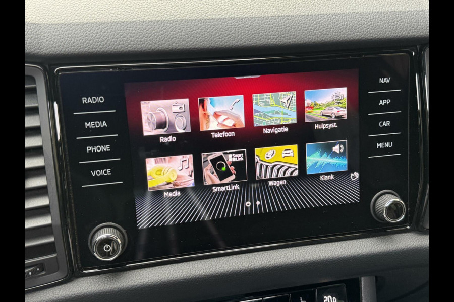 Škoda Kodiaq 1.5 TSI Sportline Automaat | Volleer | Panoramadak | Trekhaak uitklapbaar | Stoelverwarming | ACC | Dode hoek detectie | LED ver