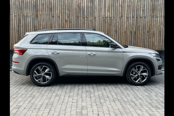 Škoda Kodiaq 1.5 TSI Sportline Automaat | Volleer | Panoramadak | Trekhaak uitklapbaar | Stoelverwarming | ACC | Dode hoek detectie | LED ver