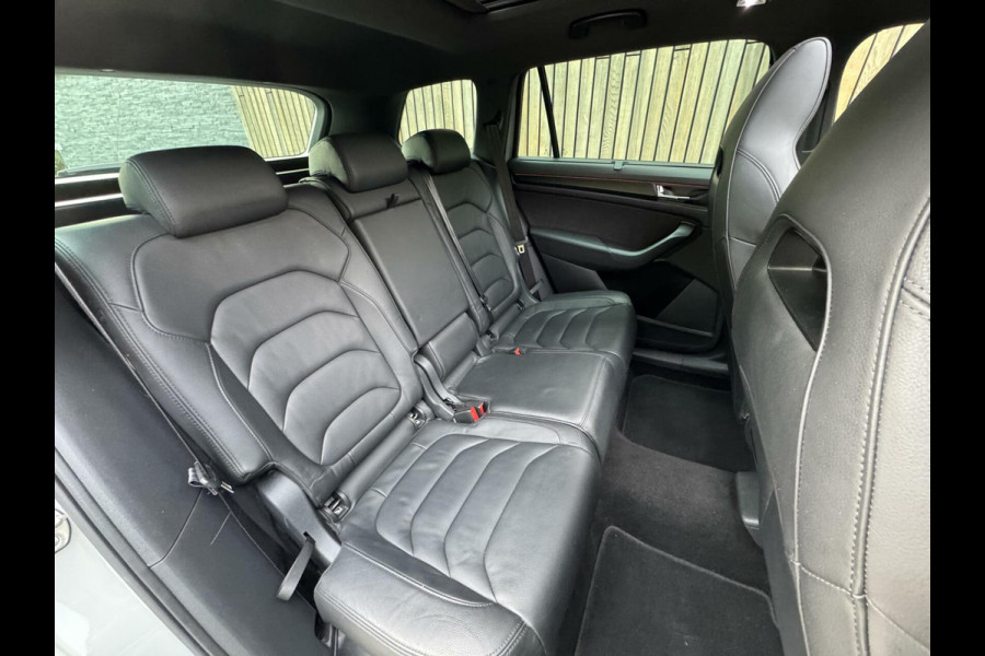 Škoda Kodiaq 1.5 TSI Sportline Automaat | Volleer | Panoramadak | Trekhaak uitklapbaar | Stoelverwarming | ACC | Dode hoek detectie | LED ver