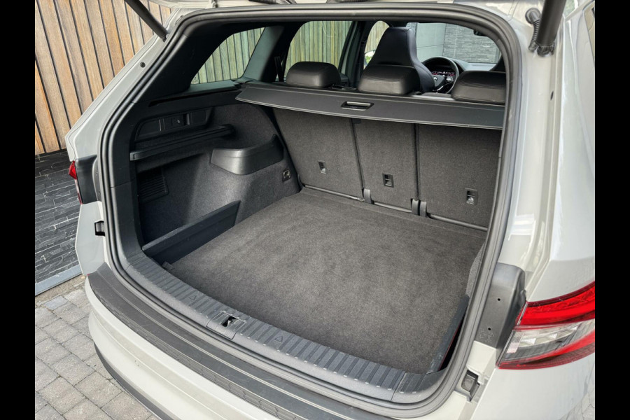 Škoda Kodiaq 1.5 TSI Sportline Automaat | Volleer | Panoramadak | Trekhaak uitklapbaar | Stoelverwarming | ACC | Dode hoek detectie | LED ver