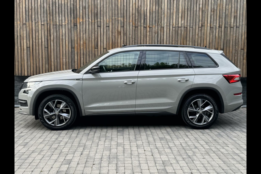 Škoda Kodiaq 1.5 TSI Sportline Automaat | Volleer | Panoramadak | Trekhaak uitklapbaar | Stoelverwarming | ACC | Dode hoek detectie | LED ver