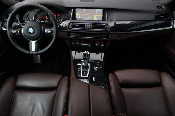 BMW 5 Serie Touring 528xi xDrive M Sport / HUD / 2x MEMORY / 360 / H&K / KEYLESS / NAP