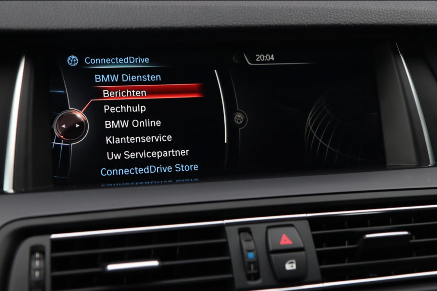 BMW 5 Serie Touring 528xi xDrive M Sport / HUD / 2x MEMORY / 360 / H&K / KEYLESS / NAP
