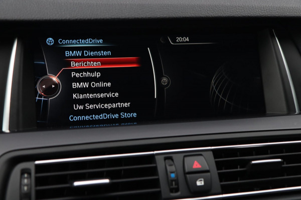 BMW 5 Serie Touring 528xi xDrive M Sport / HUD / 2x MEMORY / 360 / H&K / KEYLESS / NAP