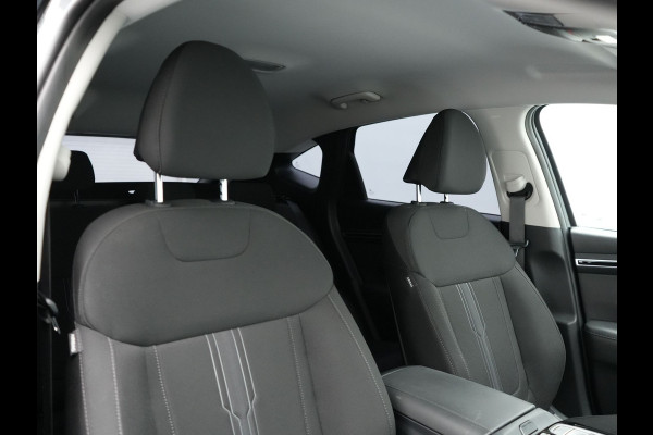 Hyundai Tucson 1.6 T-GDI Comfort 4WD 265pk Plug In Hybrid Dealer O.H. PHEV | Sportstoelen Verwarmd | Navigatie | Camera | Apple Carplay | DAB | L.M. 19" | Climate Control | Virtual |
