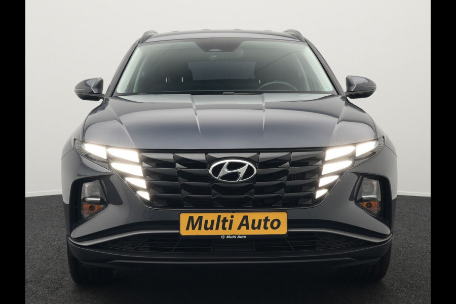 Hyundai Tucson 1.6 T-GDI Comfort 4WD 265pk Plug In Hybrid Dealer O.H. PHEV | Sportstoelen Verwarmd | Navigatie | Camera | Apple Carplay | DAB | L.M. 19" | Climate Control | Virtual |