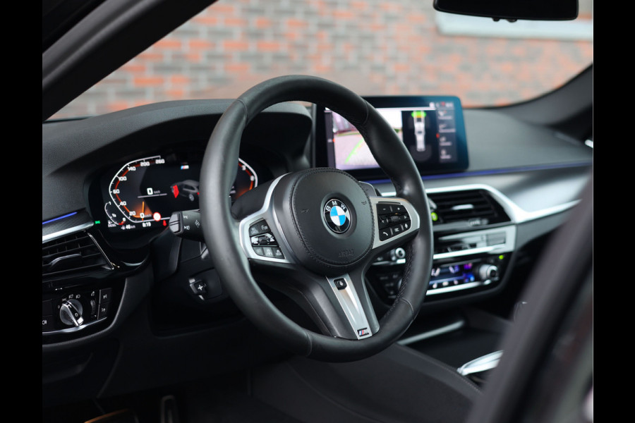 BMW 5 Serie Touring 540d xDrive High Executive *M-Sport*Pano*Laser*