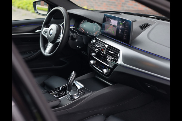 BMW 5 Serie Touring 540d xDrive High Executive *M-Sport*Pano*Laser*
