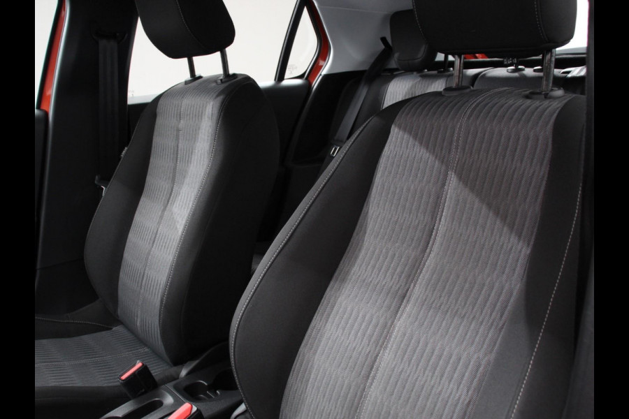 Opel Corsa 1.2 Airco Cruise control Lane assist Radio