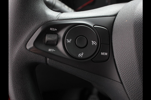 Opel Corsa 1.2 Airco Cruise control Lane assist Radio