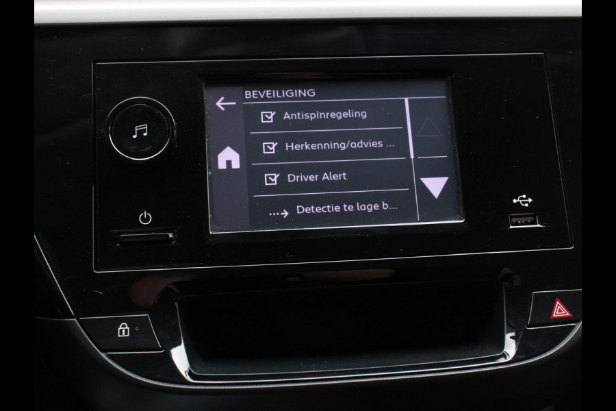 Opel Corsa 1.2 Airco Cruise control Lane assist Radio