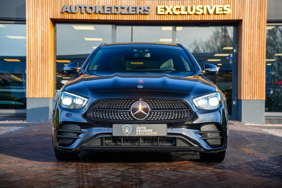 Mercedes-Benz E-Klasse 300 de 4MATIC AMG Line Panoramadak Adaptief Cruise Burmester Ambient Widescreen Memory AMG