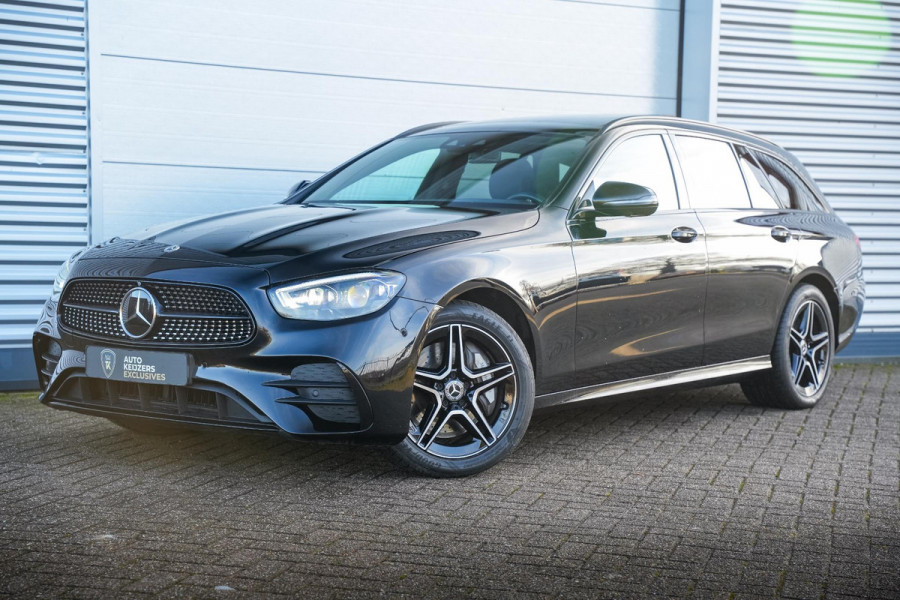 Mercedes-Benz E-Klasse 300 de 4MATIC AMG Line Panoramadak Adaptief Cruise Burmester Ambient Widescreen Memory AMG