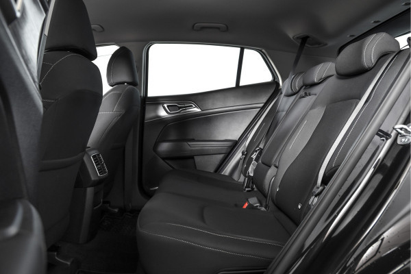 Kia Sportage 1.6 T-GDi MHEV 160 PK DynamicLine - Automaat | Dig. Cockpit | Adapt. Cruise | Stuur-+Stuurverw. | PDC | Camera | NAV + App. Connect | ECC | LM 17" | 1602