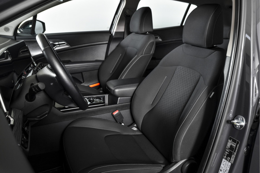 Kia Sportage 1.6 T-GDi MHEV 160 PK DynamicLine - Automaat | Dig. Cockpit | Adapt. Cruise | Stuur-+Stuurverw. | PDC | Camera | NAV + App. Connect | ECC | LM 17" | 1664