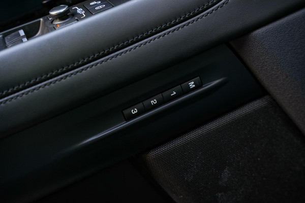 Land Rover Range Rover Evoque 2.0 P300 AWD R-Dynamic HSE 360 cam Meridian Leer ACC HUD Keyless