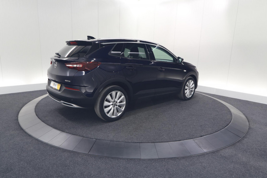 Opel Grandland X 130 Turbo Innovation | Elektrische Kofferklep | Camera | Dodehoekdetectie | Apple Carplay