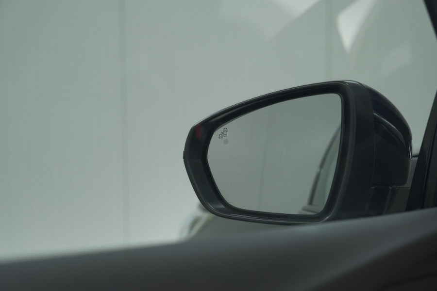Opel Grandland X 130 Turbo Innovation | Elektrische Kofferklep | Camera | Dodehoekdetectie | Apple Carplay