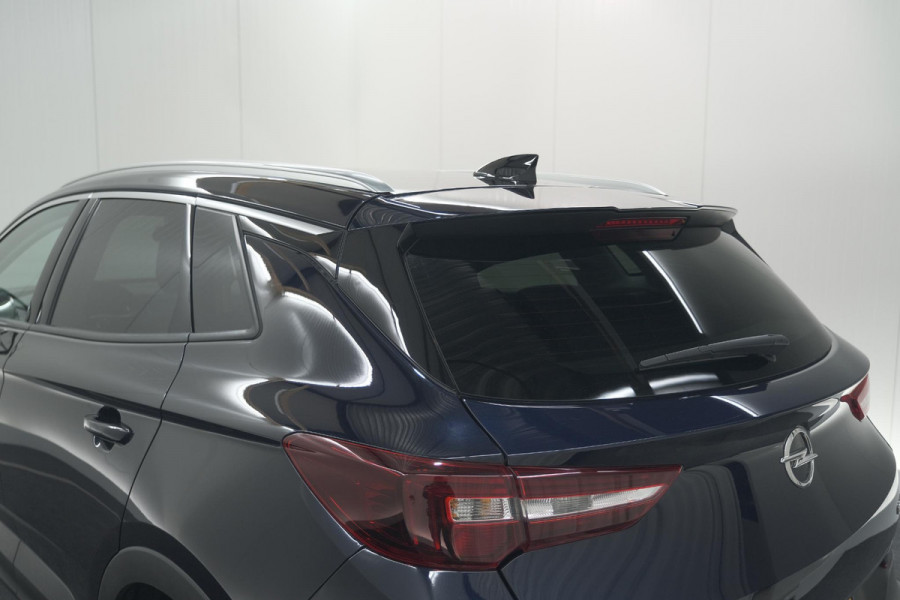 Opel Grandland X 130 Turbo Innovation | Elektrische Kofferklep | Camera | Dodehoekdetectie | Apple Carplay