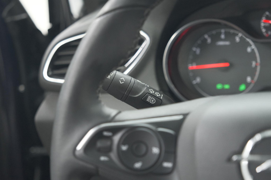 Opel Grandland X 130 Turbo Innovation | Elektrische Kofferklep | Camera | Dodehoekdetectie | Apple Carplay