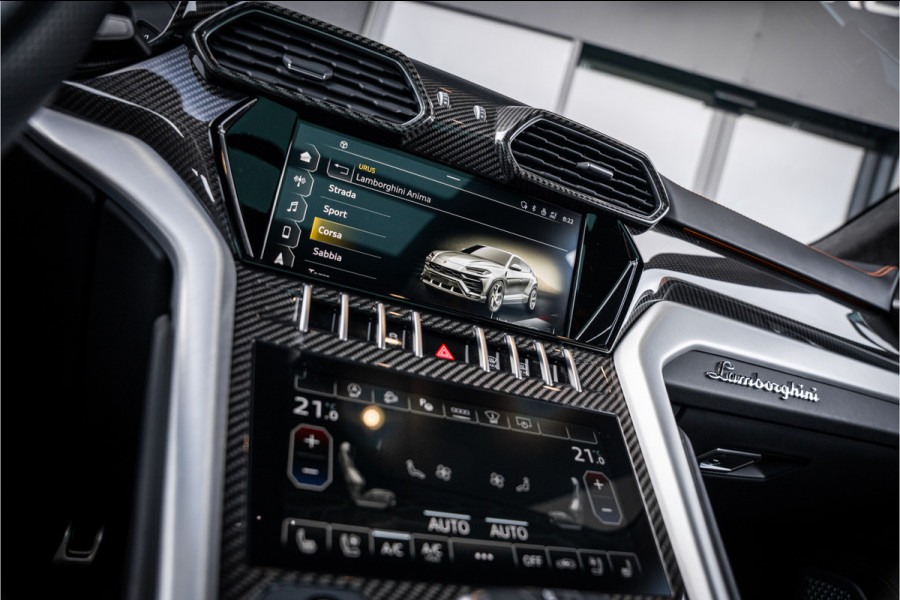 Lamborghini Urus 4.0 V8 - Akrapovic l B&O Advanc. l Panorama l Dealer O.H.