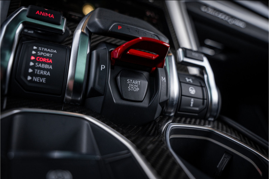 Lamborghini Urus 4.0 V8 - Akrapovic l B&O Advanc. l Panorama l Dealer O.H.