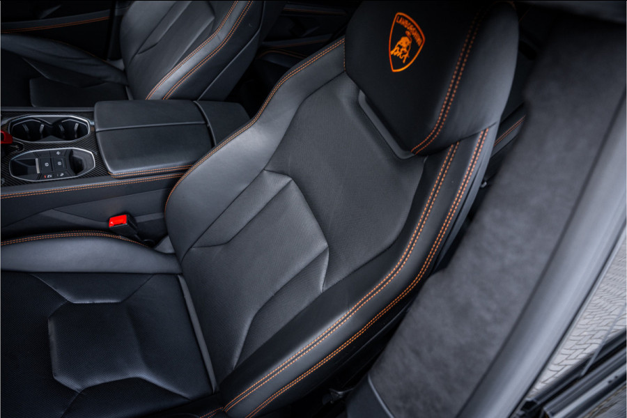 Lamborghini Urus 4.0 V8 - Akrapovic l B&O Advanc. l Panorama l Dealer O.H.