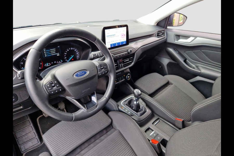 Ford FOCUS Wagon 1.0 EcoBoost Titanium Business | B&O | Trekhaak | PDC | Camera | Navi | Clima |