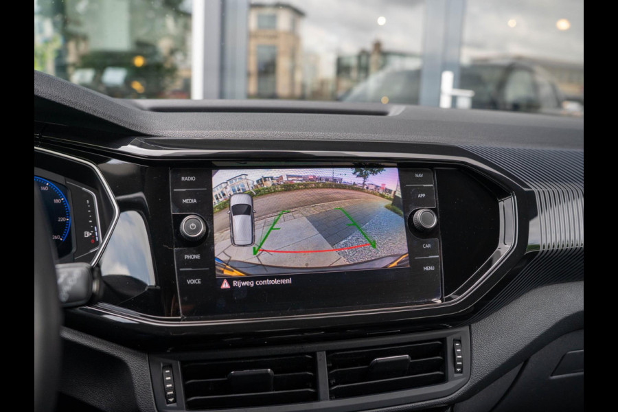 Volkswagen T-Cross 1.0 TSI Style / R-line / Beats / Keyless / Virtual / Stoelverwarming / Adaptive / Blindspot / LED