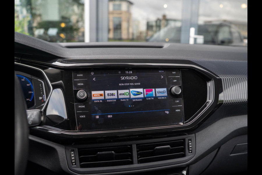 Volkswagen T-Cross 1.0 TSI Style / R-line / Beats / Keyless / Virtual / Stoelverwarming / Adaptive / Blindspot / LED