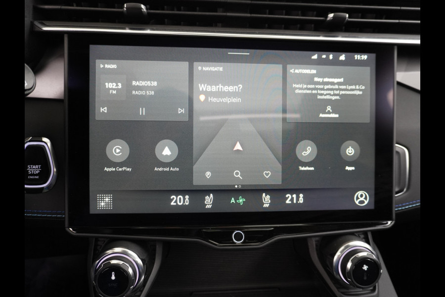 Lynk & Co 01 PHEV AUT-7 261pk Pano-Schuif-K-dak 20" 360°Camera Zwarte hemel bekleding Apple Carplay Android Auto Adaptive-Cr NaviPdc-a+v Ecc  Elek.Memory.Stoel File assistent Dodehoek detector Elektrisch bedienbare achterklep Rijstrooksensor Wifi Verkeersbord detectie 425Nm koppel 3,6kw laadvermogen €44.882 Nieuwprijs 1e Eigenaar Origineel NLse auto!