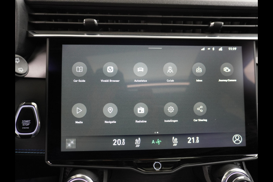 Lynk & Co 01 PHEV AUT-7 261pk Pano-Schuif-K-dak 20" 360°Camera Zwarte hemel bekleding Apple Carplay Android Auto Adaptive-Cr NaviPdc-a+v Ecc  Elek.Memory.Stoel File assistent Dodehoek detector Elektrisch bedienbare achterklep Rijstrooksensor Wifi Verkeersbord detectie 425Nm koppel 3,6kw laadvermogen €44.882 Nieuwprijs 1e Eigenaar Origineel NLse auto!