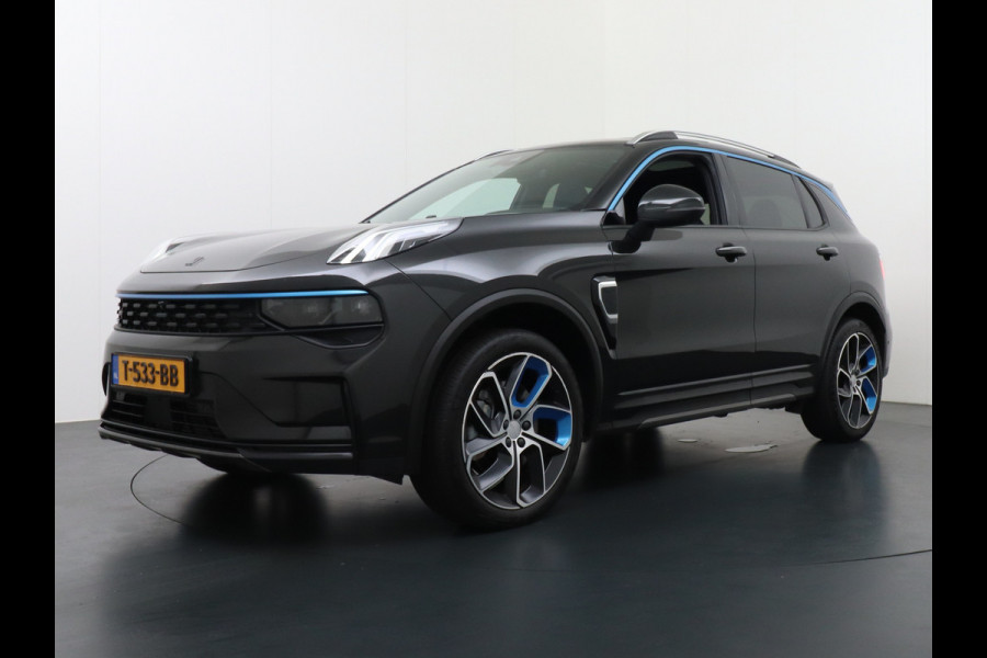 Lynk & Co 01 PHEV AUT-7 261pk Pano-Schuif-K-dak 20" 360°Camera Zwarte hemel bekleding Apple Carplay Android Auto Adaptive-Cr NaviPdc-a+v Ecc  Elek.Memory.Stoel File assistent Dodehoek detector Elektrisch bedienbare achterklep Rijstrooksensor Wifi Verkeersbord detectie 425Nm koppel 3,6kw laadvermogen €44.882 Nieuwprijs 1e Eigenaar Origineel NLse auto!