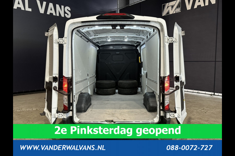 Ford Transit 2.0 TDCI 130pk L3H2 Euro6 Airco | Camera | Navigatie | Cruisecontrol | Stoelverwarming Verwarmde voorruit, Parkeersensoren, Elektrisch verstelbare bestuurdersstoel, Bijrijdersbank
