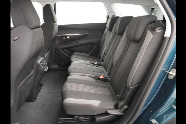 Peugeot 5008 T131PK AUT-8 7-Pers.Navi 360°Camera Apple Carplay Android Trekhaak Ecc Cruise Blue Executive DAB+ Pack City Regen-Lichtsensor Verkeersbordlezer Rijstrooksensor Connected services Verkeersbord detectie Orig.NLse auto EURO 6 1e eig.