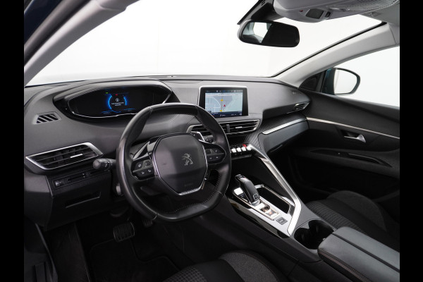 Peugeot 5008 T131PK AUT-8 7-Pers.Navi 360°Camera Apple Carplay Android Trekhaak Ecc Cruise Blue Executive DAB+ Pack City Regen-Lichtsensor Verkeersbordlezer Rijstrooksensor Connected services Verkeersbord detectie Orig.NLse auto EURO 6 1e eig.