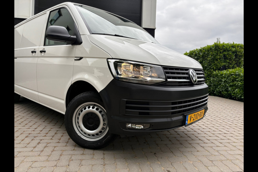 Volkswagen Transporter 2.0 TDI L2H1 Highline - 2x Schuif - CarPlay