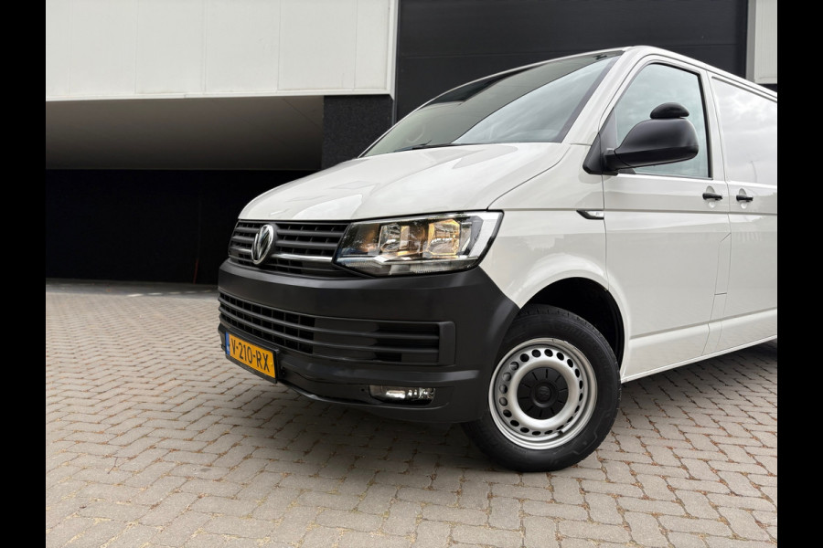Volkswagen Transporter 2.0 TDI L2H1 Highline - 2x Schuif - CarPlay