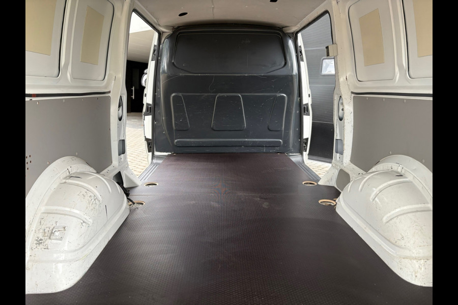 Volkswagen Transporter 2.0 TDI L2H1 Highline - 2x Schuif - CarPlay